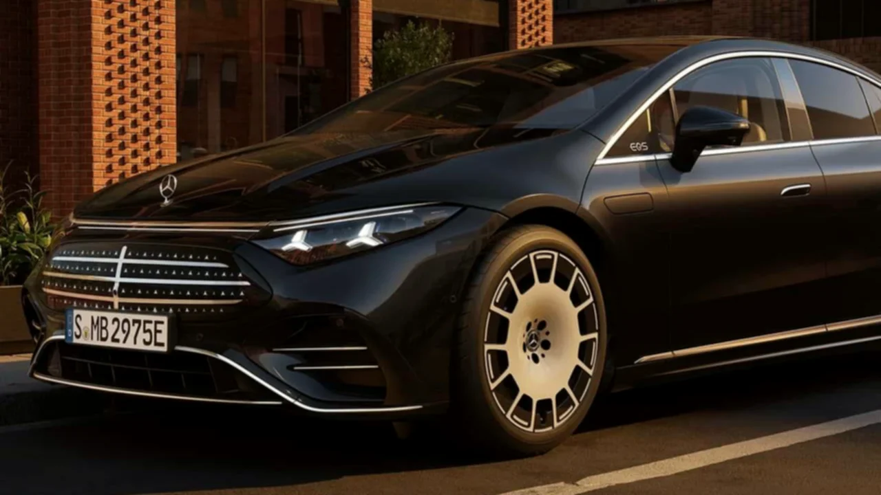 Yeni Mercedes EQS