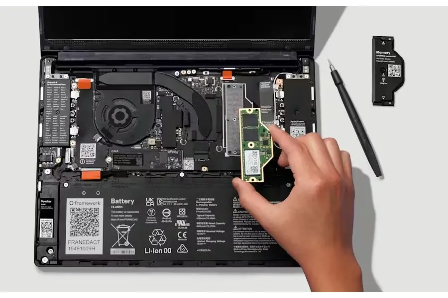 modüler dizüstü bilgisayar