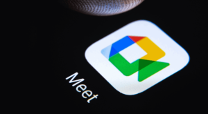 Dünya Dillerini Eşitleyen Yeni Teknoloji: Sesli Çeviri