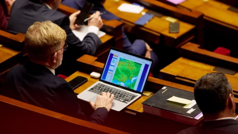 Fransa’nın Yenilikçi Adımı: Açık Kaynaklı Yazılıma Geçiş