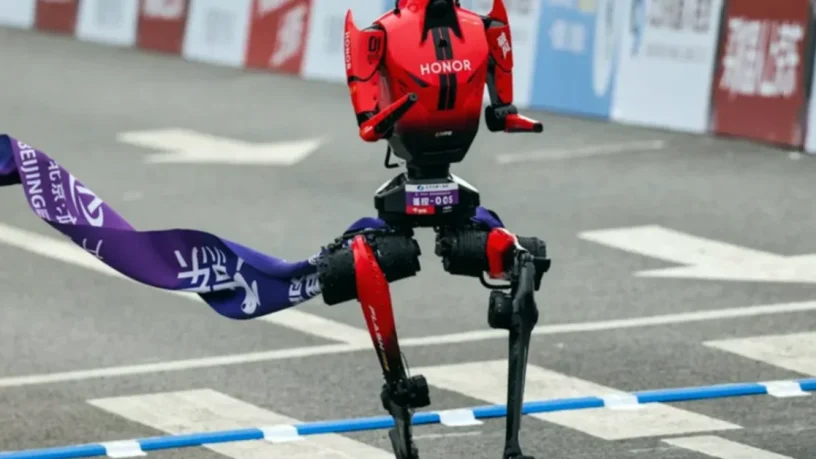 Teknolojinin Yeni Yüzü: İnsansı Robotlar Yarışında Sıra Dışı Başarılar