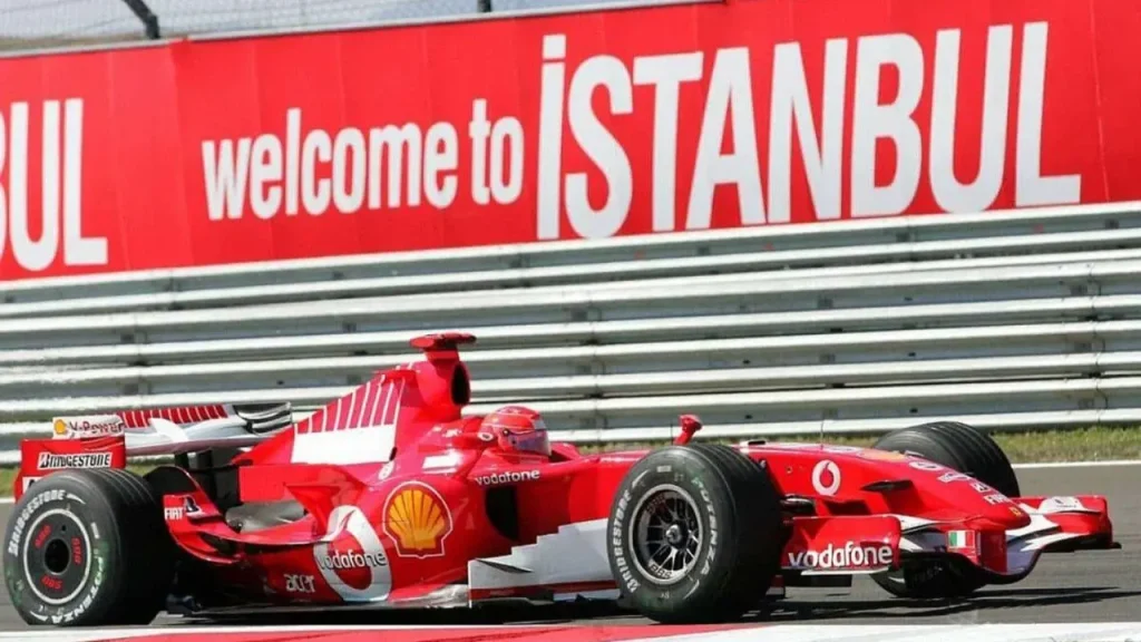 formula 1 v8 motorlar