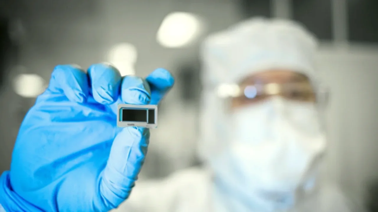 Apple Intel iş birliği