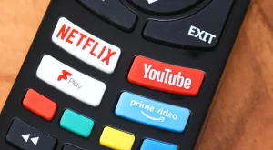Dijital Eğlencenin Yeni Yüzleri: YouTube ve Netflix Rekabeti Derinleşiyor